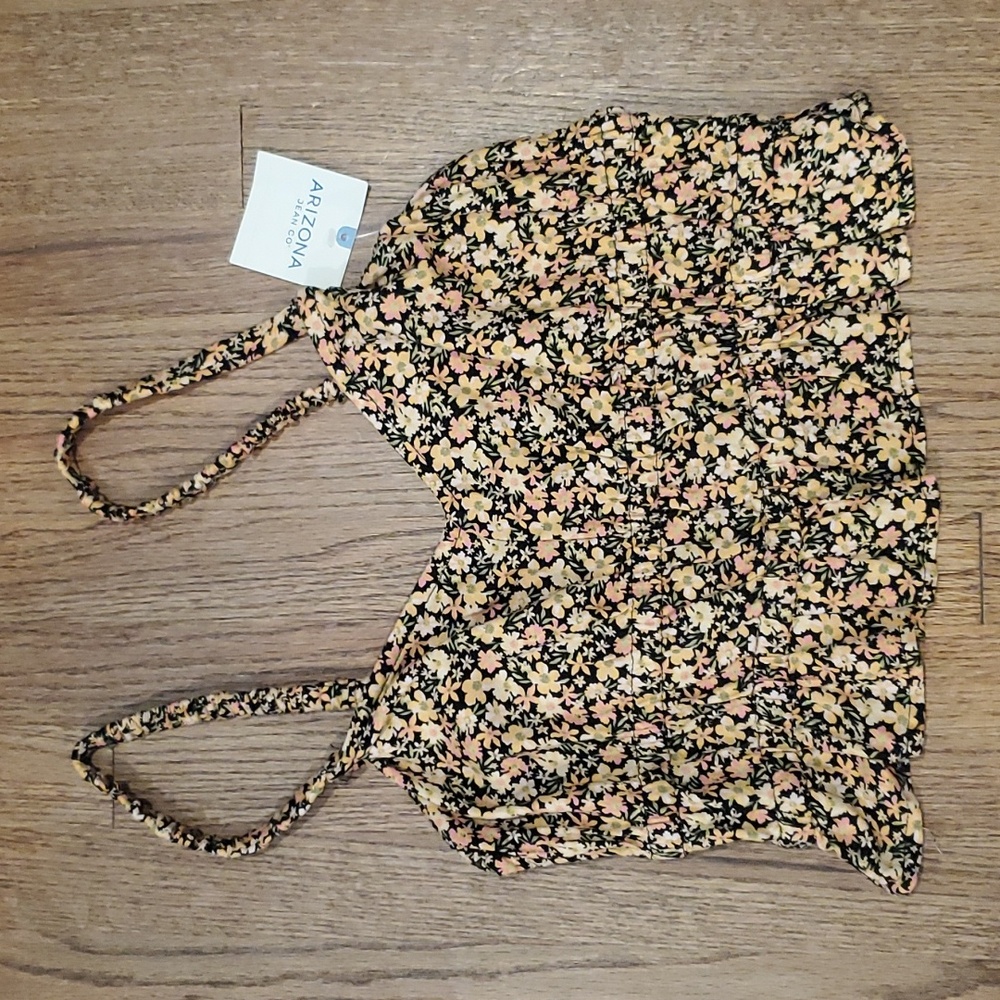 Nwt Womens Arizona Jean Co. CROP TOP Medium